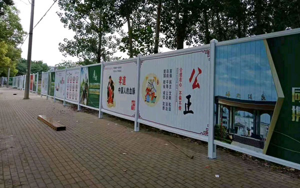pvc围挡会深受欢迎的原因有哪些 pvc围挡会深受欢迎的原因有哪些